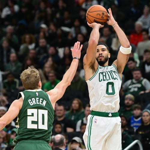 Boston Celtics Favored to Extend Dominance Over Atlanta Hawks in Tuesday Matchup