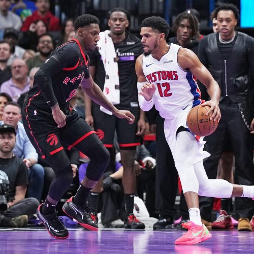 Detroit Pistons Favored to Beat Chicago Bulls in Monday Night Showdown - Prediction and Stats Provided